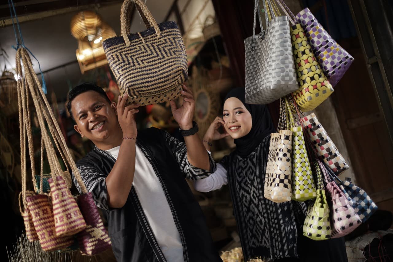 WhatsApp Image 2025-11-29 at 19.01.48 (1)